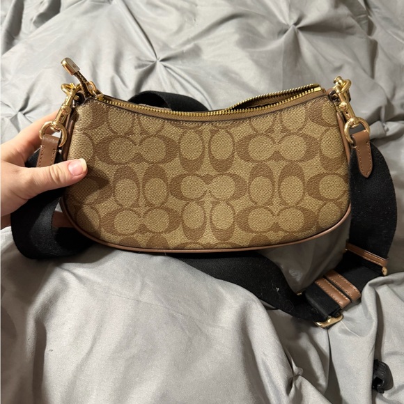 Coach Ashton shoulder bag - Picture 3 of 4